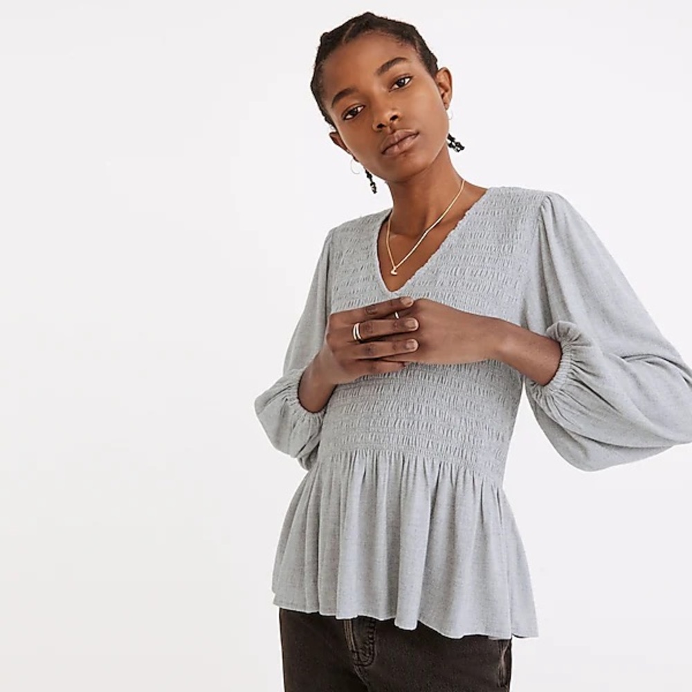Madewell Lucie V-Neck Smocked Peplum
Top in Wool Gauze XS